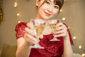 【必携】飲み会の幹事が準備から当日まですることを完全解説！案内メール例や挨拶例まで